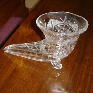 Crystal Cornucopia Centerpiece – Vintage Clear Glass Horn of Plenty